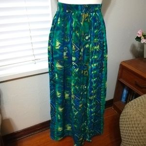 Gorgeous watercolor print maxi shirt